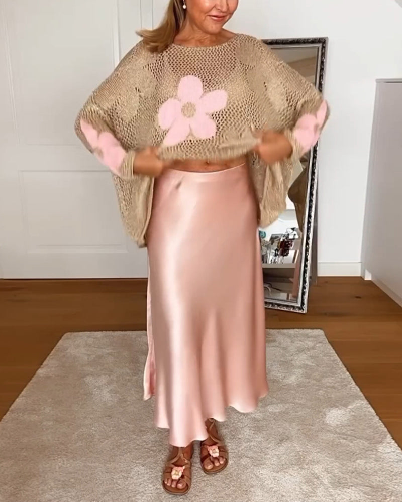 Bella | Lässiger Pullover mit floralem Muster und Seidenrockset