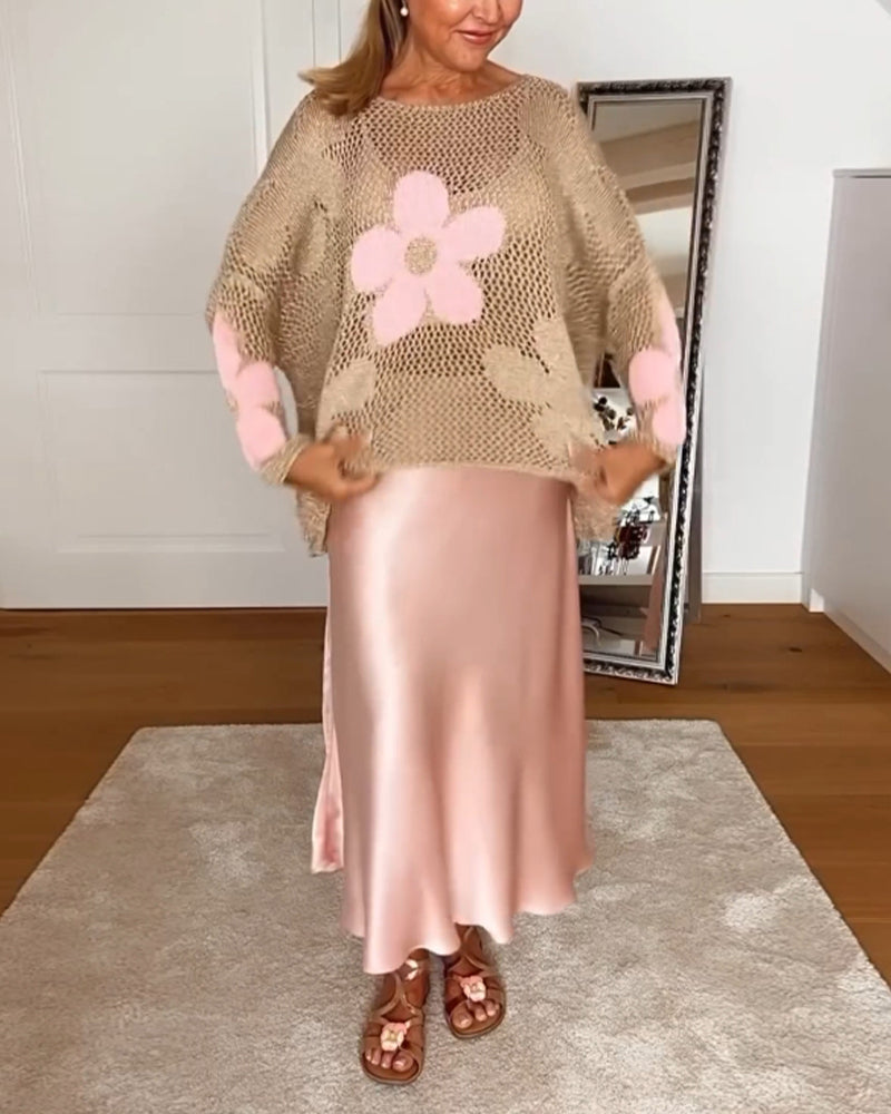 Bella | Lässiger Pullover mit floralem Muster und Seidenrockset