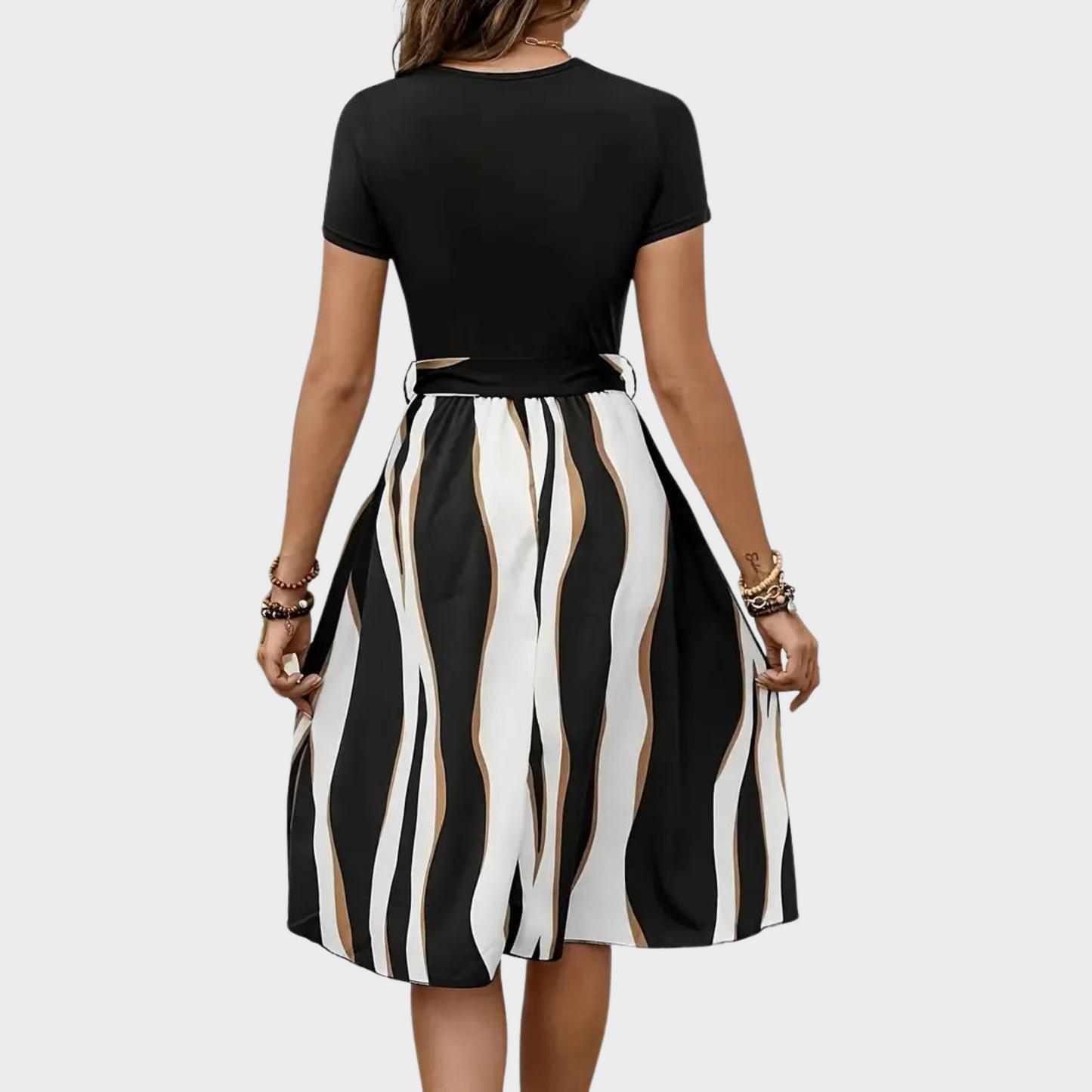 Amelie Fleur | Elegantes Kleid mit Crew-Ausschnitt