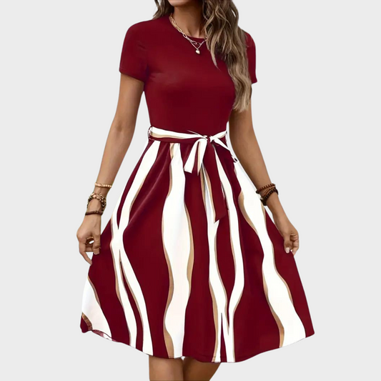 Amelie Fleur | Elegantes Kleid mit Crew-Ausschnitt