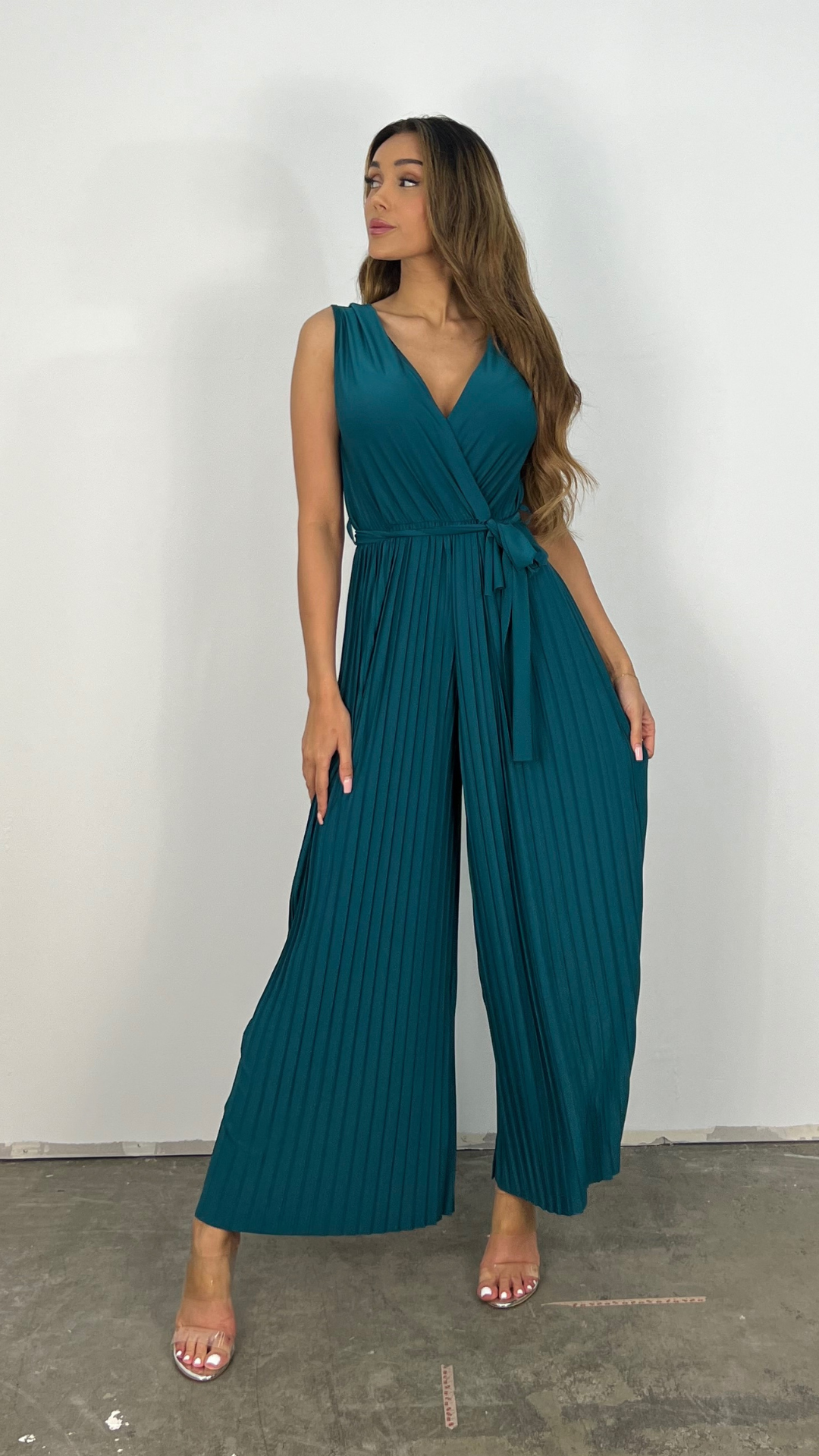 Julia | Plissee-Overall für elegante Anlässe