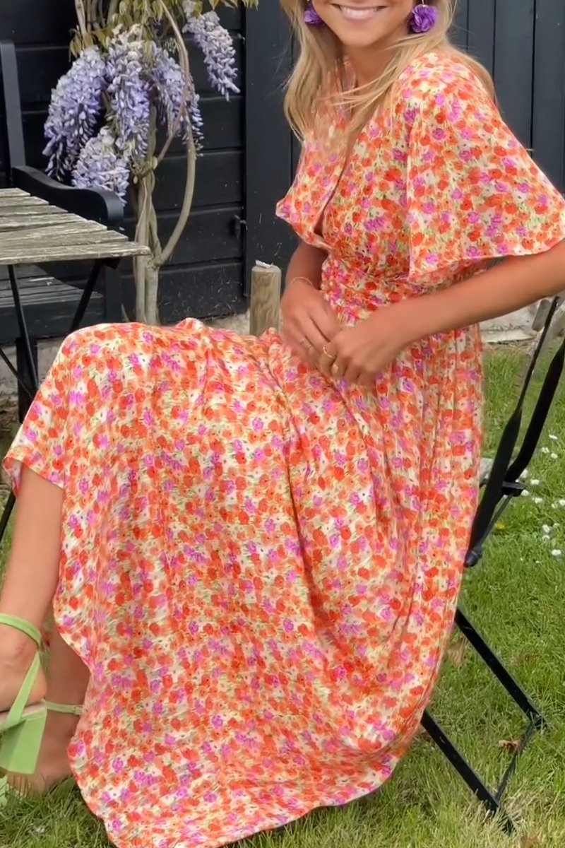 Sandra | V-Ausschnitt Kleid mit langer Silhouette